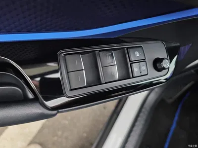 2020 Toyota C-HR Model 2.0L Leading, фото 4, лот 11174646