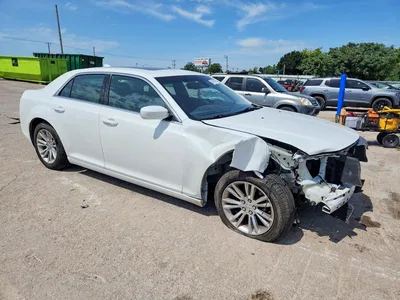 2016 CHRYSLER 300 LIMITED, фото 4, лот 10869271
