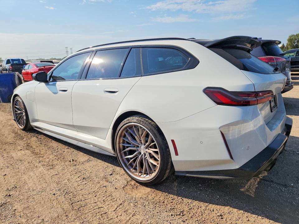 2025 BMW M5 TOURING, фото 2, лот 10818713