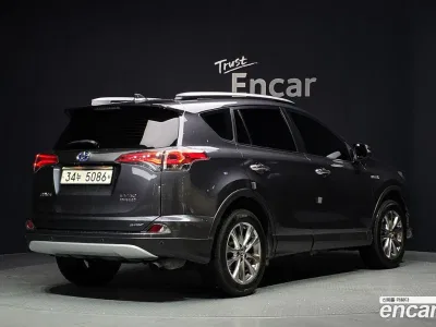 2017 Toyota RAV4 2.5 4WD Hybrid, фото 2, лот 10528384