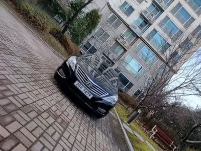 2012 Hyundai Grandeur HG240 Luxury, фото 1, лот 10518062