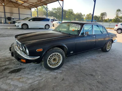 1975 JAGUAR XJ6, фото 1, лот 11147174