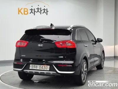 2017 Kia Niro Noblesse, фото 2, лот 10081054