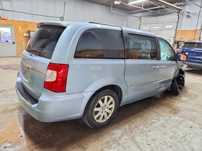 2016 CHRYSLER TOWN & COUNTRY TOURING, фото 3, лот 10868372
