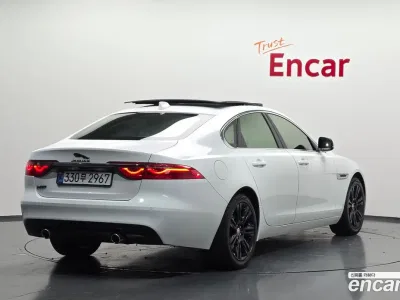 2017 Jaguar XF 30d Portfolio, фото 2, лот 10116679