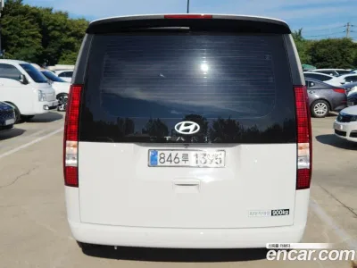 2025 Hyundai Staria Cargo 3-Seater, фото 4, лот 10515968