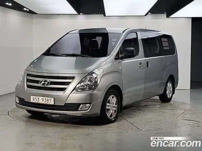 2016 Hyundai Starex 5-Seater VAN, фото 1, лот 10576426