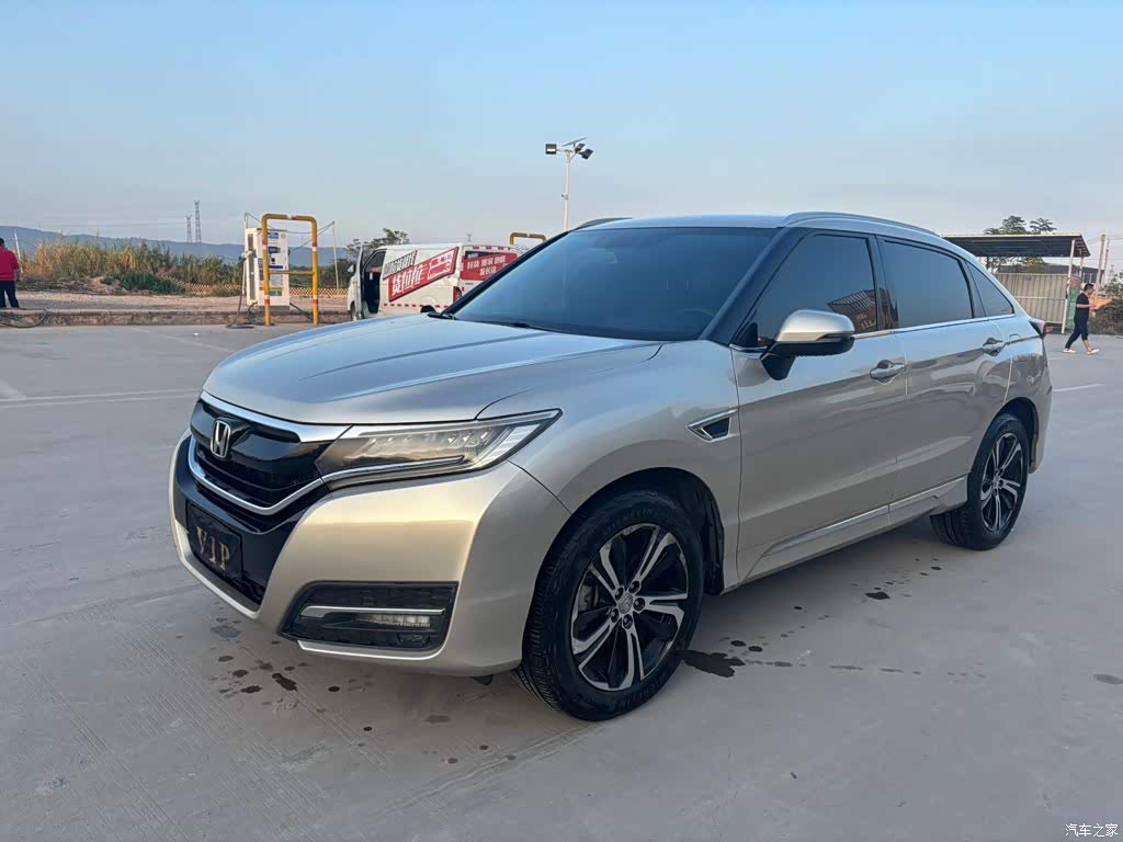 2017 Honda UR-V 370TURBO AWD Premium Edition China V, фото 1, лот 11228732