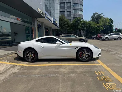 2015 Ferrari California T 3.9T Standard, фото 3, лот 10264015