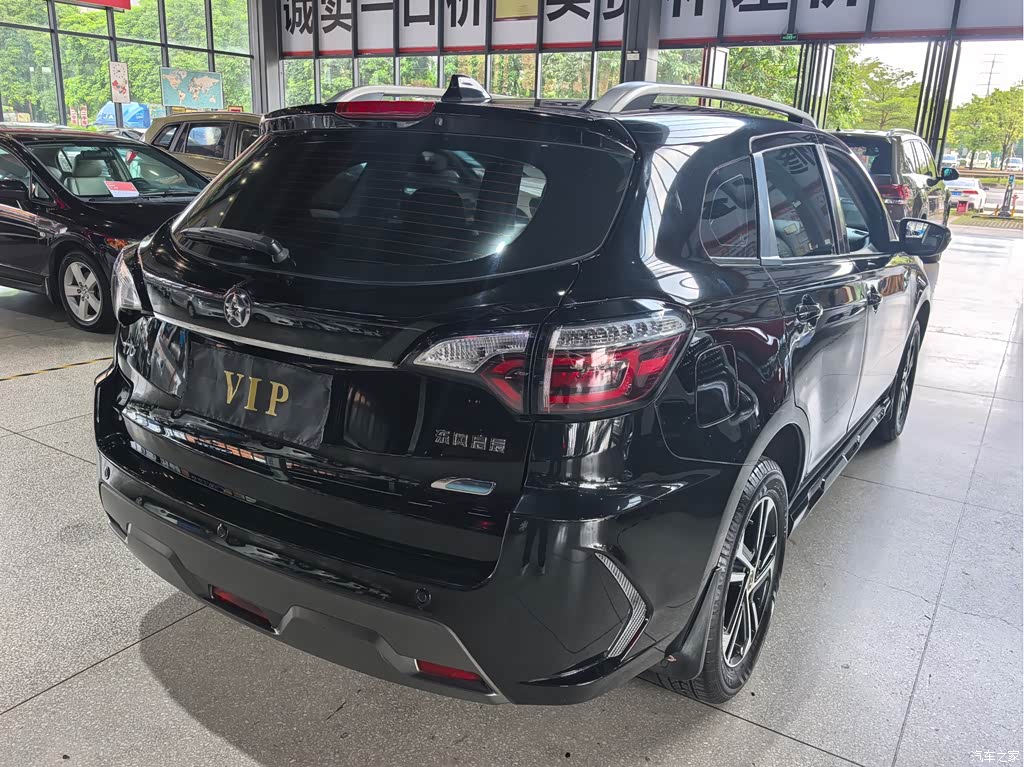 2018 Venucia T70 2.0L CVT RuiXiang Edition, фото 4, лот 11212203