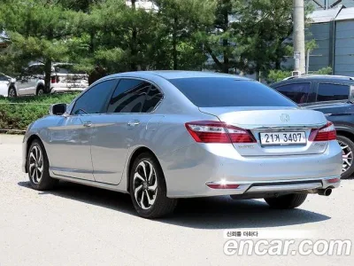 2017 Honda Accord 2.4, фото 3, лот 10033677
