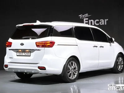 2019 Kia Canival 9-Seater Prstige, фото 2, лот 10515841