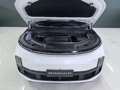 2025 Li Auto Li L8 Max Smart Renewal Edition, фото 3, лот 10825736