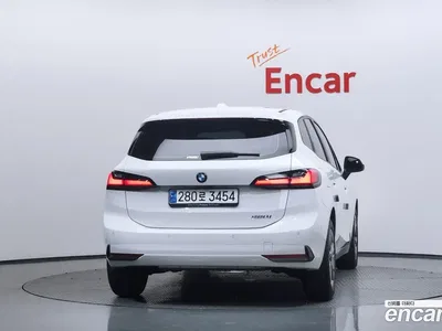 2024 BMW 2-Series 220i Advantage, фото 1, лот 10035915