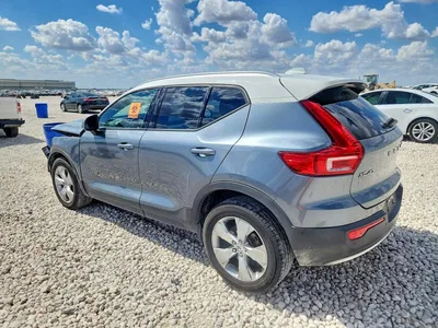 2019 VOLVO XC40 T5 MOMENTUM, фото 2, лот 10876768