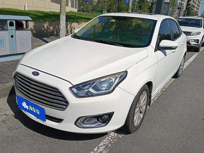 2015 Ford Escort 1.5L Manual Fashion, фото 1, лот 11584760