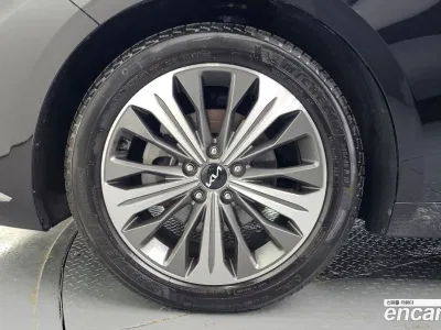 2023 Kia K8 Signature, фото 4, лот 10061015