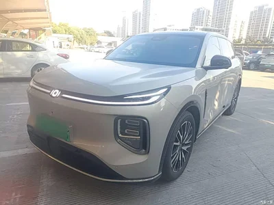 2025 Changan Qiyuan Q07 215 Premium Model, фото 1, лот 11570451