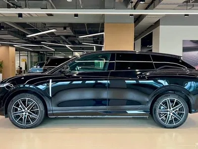 2025 Voyah Auto Voyah Zhiyin Base, фото 3, лот 11169846