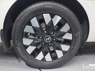 2025 Hyundai Staria HEV 1.6 Lounge 7-Seater, фото 4, лот 10053611