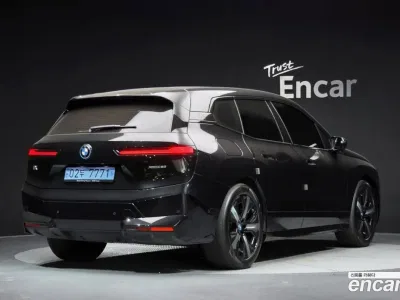 2023 BMW iX xDrive50 Sports Plus, фото 2, лот 10199458