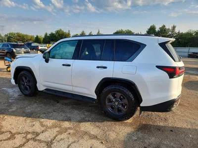 2025 LEXUS LX 700H OVERTRAIL, фото 2, лот 10904556