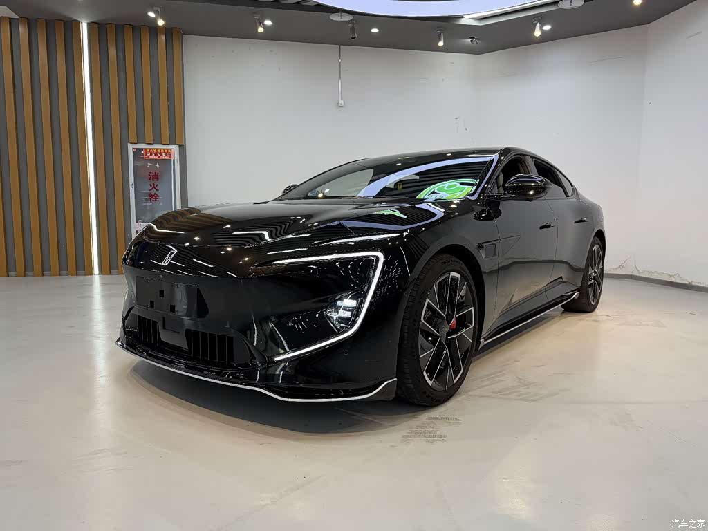 2023 Avatr 12 650 Triple Laser AWD Performance Edition, фото 1, лот 11218185