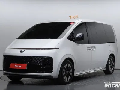 2025 Hyundai Staria 4WD Lounge 9-Seater, фото 1, лот 10145649