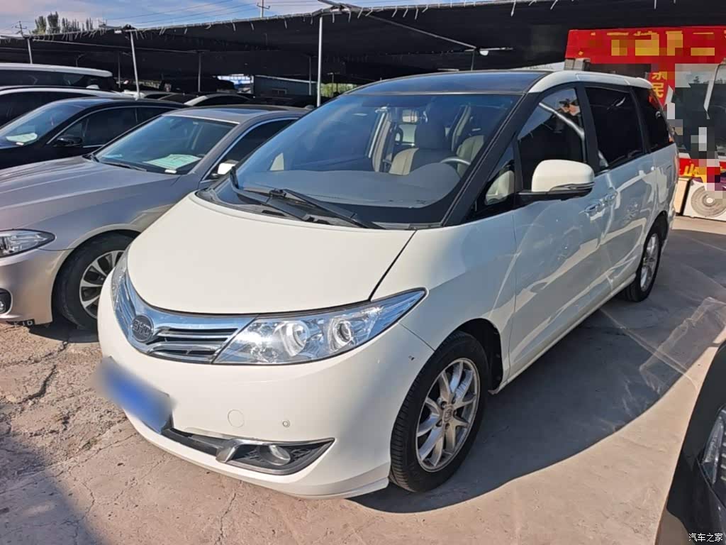 2015 BYD M6 2.4L Automatic Premium Edition, фото 2, лот 10259431