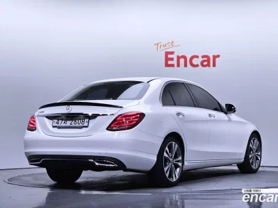 2018 Mercedes-Benz C-Class C200 Avantgarde, фото 1, лот 10037855