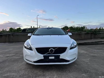 2016 Volvo V40 T3 Smart Edition, фото 2, лот 11187153