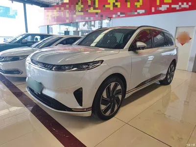 2025 Dongfeng Yipai eπ008 210Ultra Range Extender 5-Seater, фото 2, лот 11169409