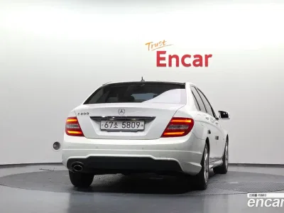 2012 Mercedes-Benz C-Class C200 CGI, фото 4, лот 10201744