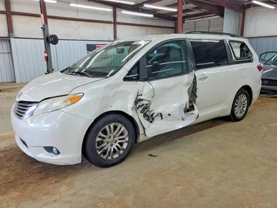 2015 TOYOTA SIENNA XLE 8-PASSENGER, фото 1, лот 10546083