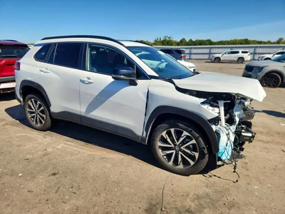 2025 TOYOTA COROLLA CROSS XLE, фото 4, лот 11311303