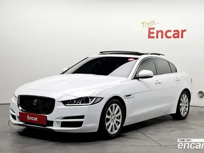 2016 Jaguar XE 20t Prestige, фото 1, лот 10117203