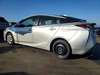 2017 TOYOTA PRIUS TWO, фото 2, лот 11207465