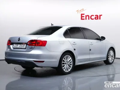 2013 Volkswagen Jetta 1.6 TDI Blue Motion, фото 2, лот 10210299