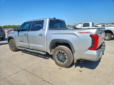 2022 TOYOTA TUNDRA SR5, фото 2, лот 10535811