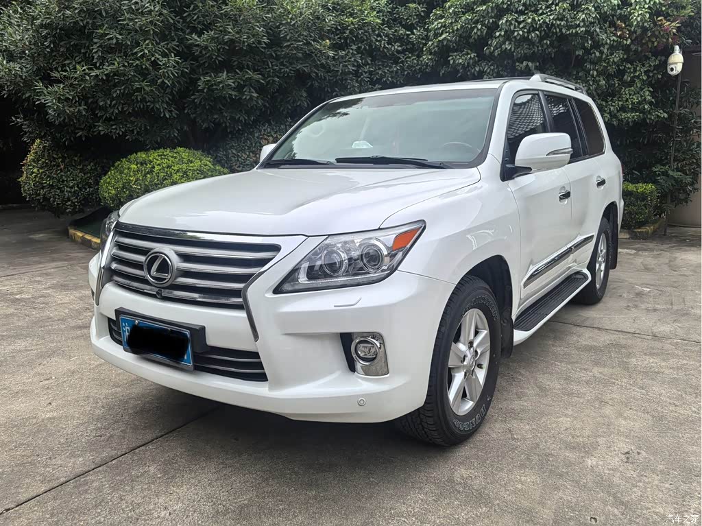 2013 Lexus LX 570, фото 1, лот 11178318
