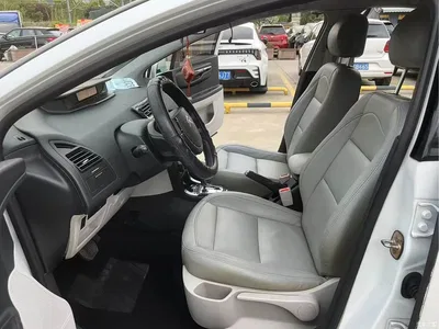 2016 Citroën C-Quatre Classic Sedan 1.6L Automatic Premium, фото 4, лот 10377443