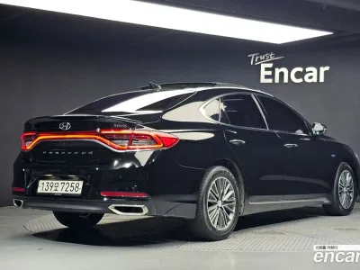 2018 Hyundai Grandeur Premium, фото 2, лот 10182208