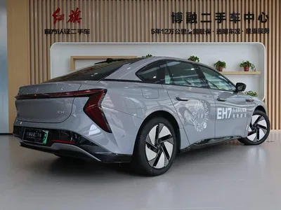 2025 Hongqi EH7 640 AWD Smart Selection Edition, фото 3, лот 10287118