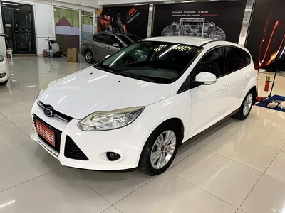 2012 Ford Focus Hatchback 1.6L Automatic Comfort, фото 1, лот 11412205