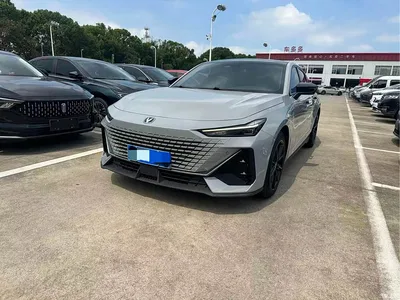 2022 Changan UNI-V 1.5T Premium Model, фото 1, лот 10441869
