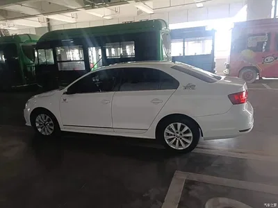 2015 Volkswagen Sagitar 1.6L Automatic Comfort, фото 4, лот 11566266