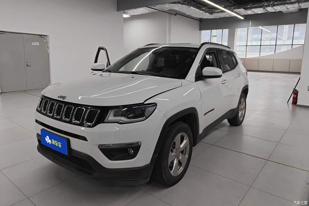 2019 Jeep Compass 220T Automatic Joy Edition, фото 1, лот 11204468