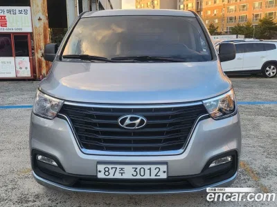 2020 Hyundai Starex Van 5-Seater, фото 1, лот 11084929