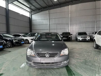 2011 Volkswagen Bora 1.6L Automatic Fashion, фото 2, лот 10471451