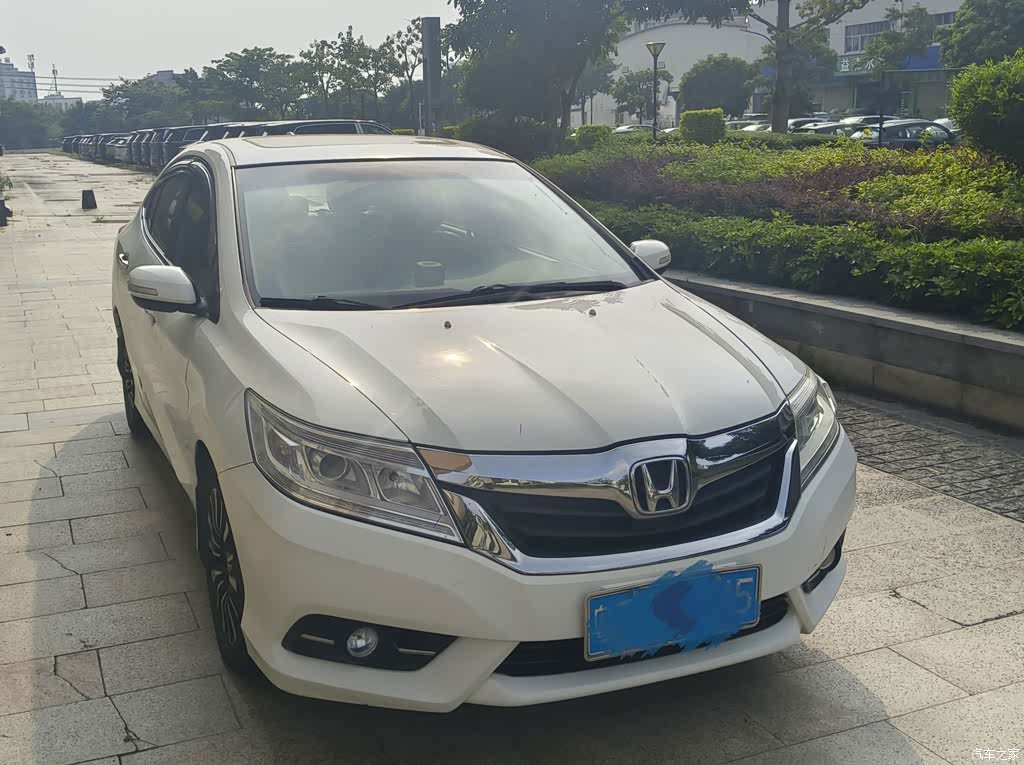 2015 Honda Lingpai 1.8L Automatic Luxury, фото 3, лот 11201917